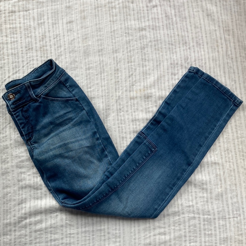 Bebe High Waisted No Back Pocket Denim Pants